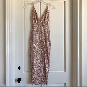 Nookie rose gold sequin midi gown
